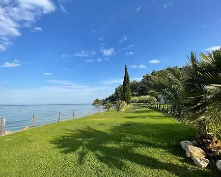 Daire Seafront Family Apartment-pontus Skála Foúrkas